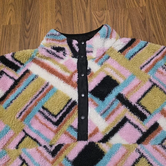 Hurley Women’s XXL Pink Spring Geo Plush Fleece Snap Pullover Long Sleeve C1 - Picture 4 of 11